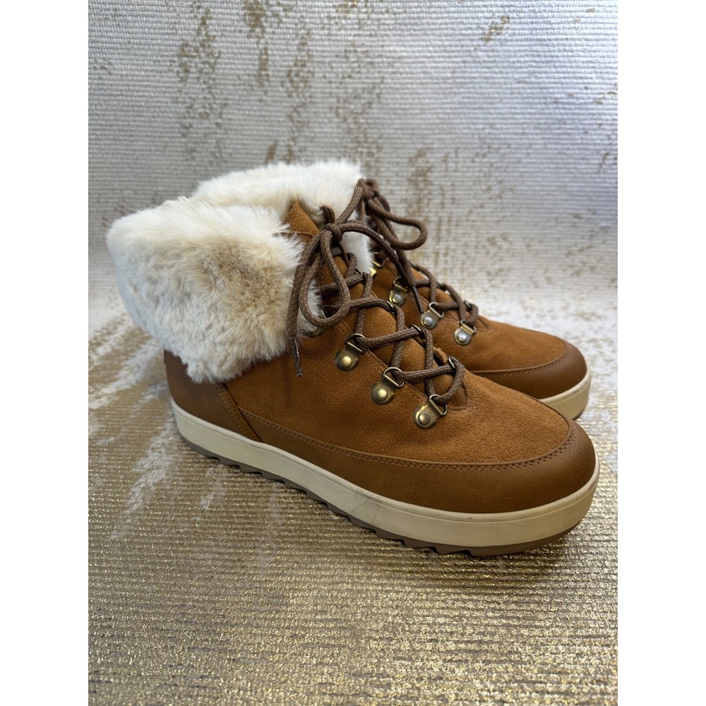 KOOLABURRA BY UGG Women's Tynlee Boot Chestnut Brown Suede White Faux Fur 10